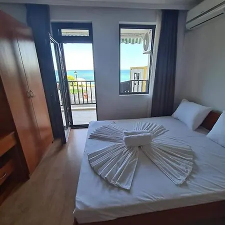 с фронтална гледка море Apartment